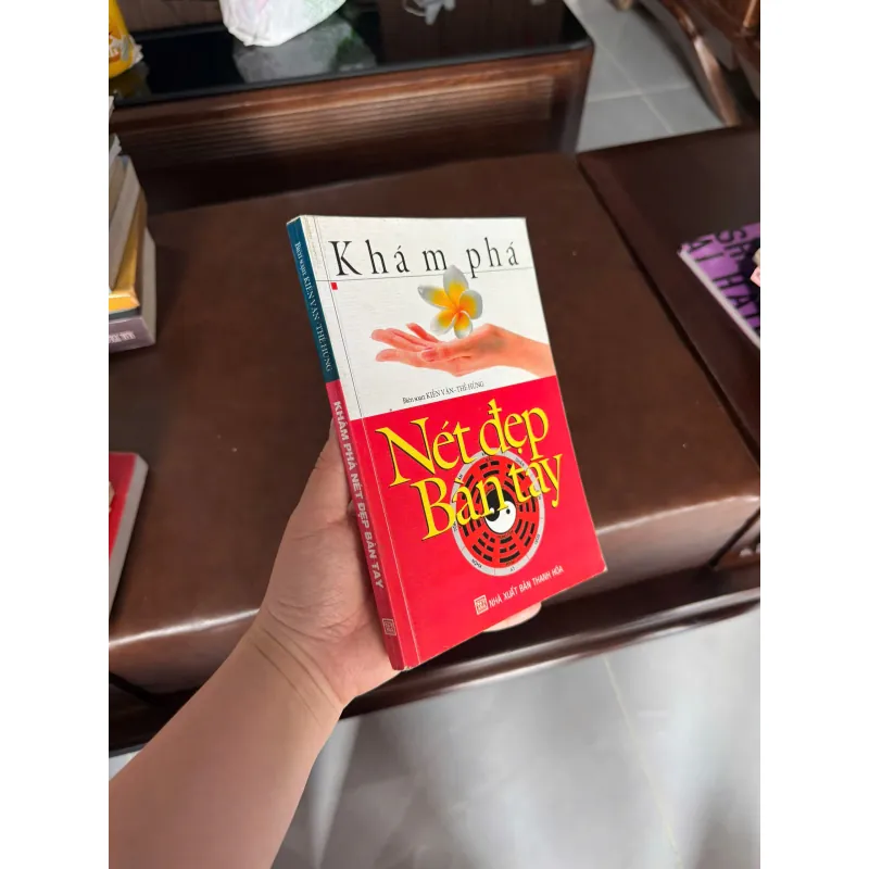 KHÁM PHÁ NÉT ĐẸP BÀN TAY (KIẾN VĂN – THẾ HÙNG)- K5 1031204