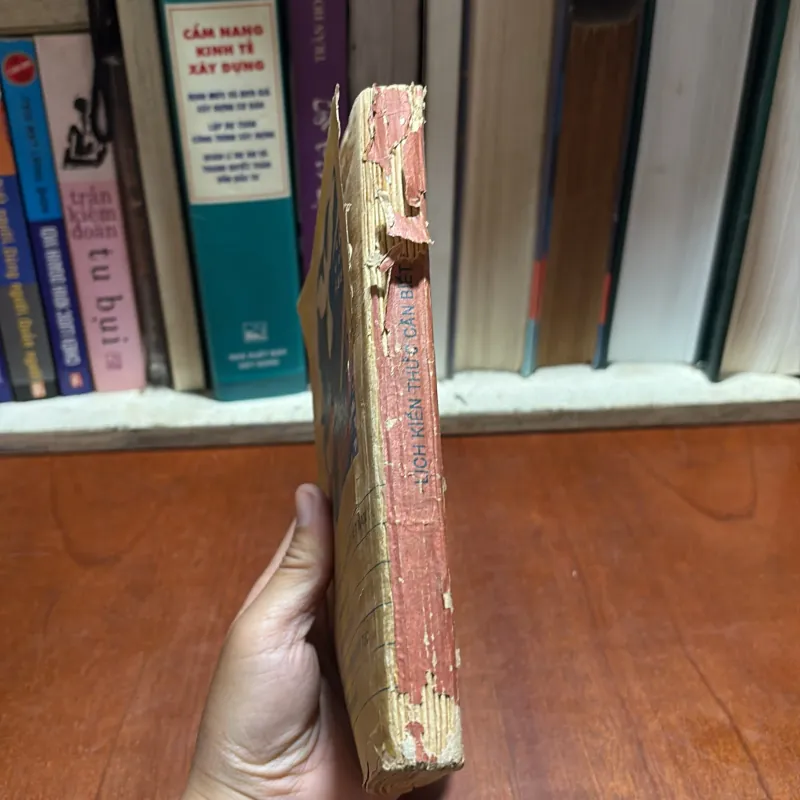 [Gáy Không Đẹp] - II Lịch Kiến Thức Cần Biết Dành Cho Mọi Nhà - 1988 931862