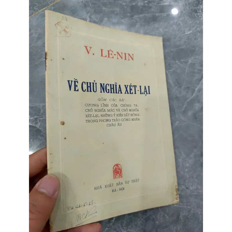Về chủ nghĩa xét lại – V. Lênin 1009031