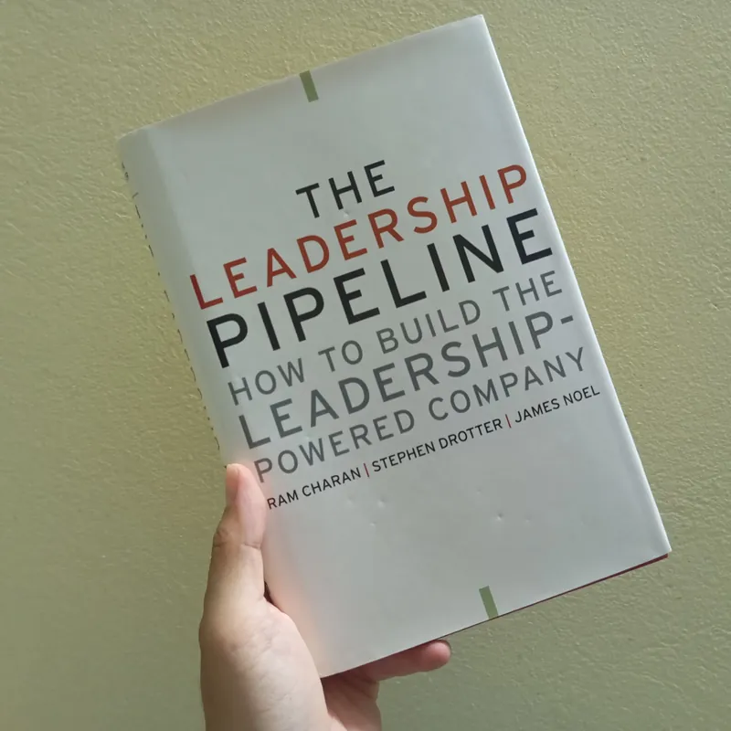 The leadership pineline, sách ngoại văn tiếng Anh  573938