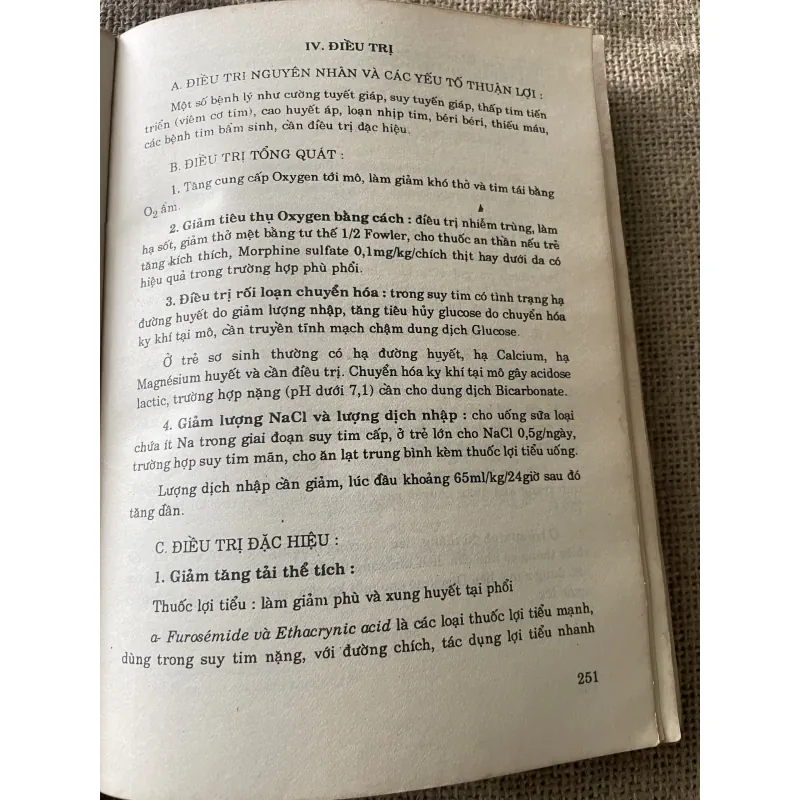 Bìa giảng nhi khoa, 2 tập, hơn 900 trang  795819