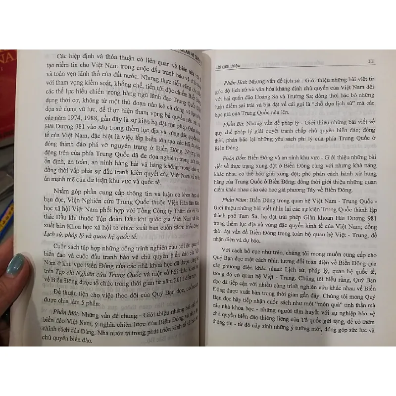 Biển Đông lịch sử, pháp lý và quan hệ quốc tế - Đỗ Tiến Sâm chủ biên 707581
