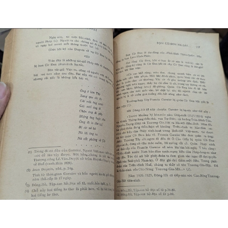 Tập san sử địa số 25 - một nhóm giáo sư 128739