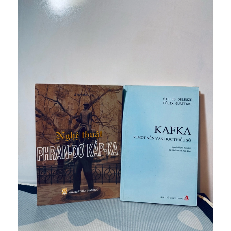 Combo 2 cuốn sách viết về Franz Kafka 503686