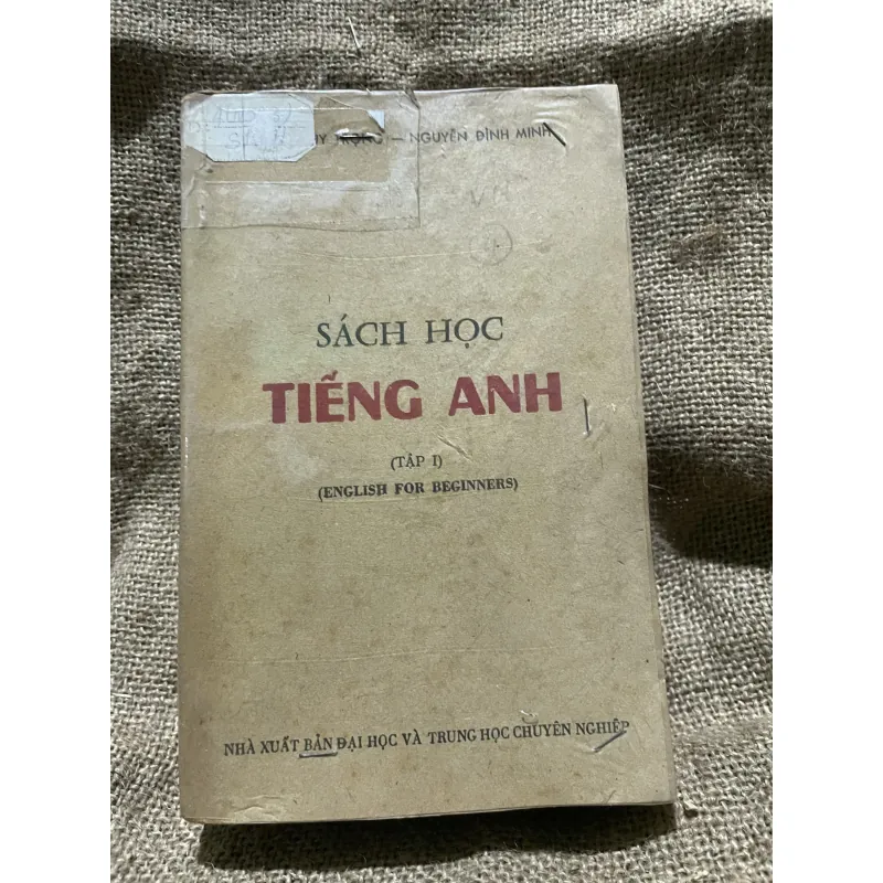 Học tiếng Anh tập 2 ; 550 trang  1000444
