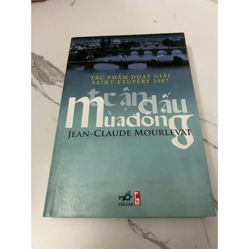 TRẬN ĐẤU MÙA ĐÔNG - JEAN-CLAUDE MOURLEVAT 605647
