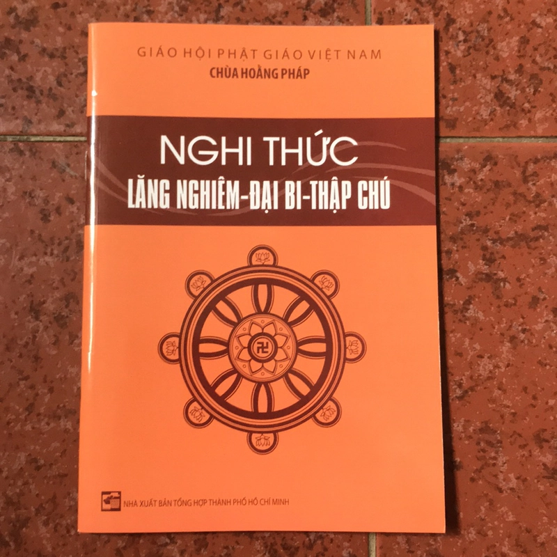 Sách Nghi thức lăng nghiêm - đại bi - thập chú 333286