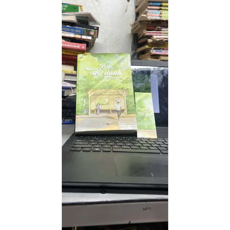 Khó Dỗ Dành - Tập 1 - Tặng Kèm Bookmark Bồi Cứng 1038014