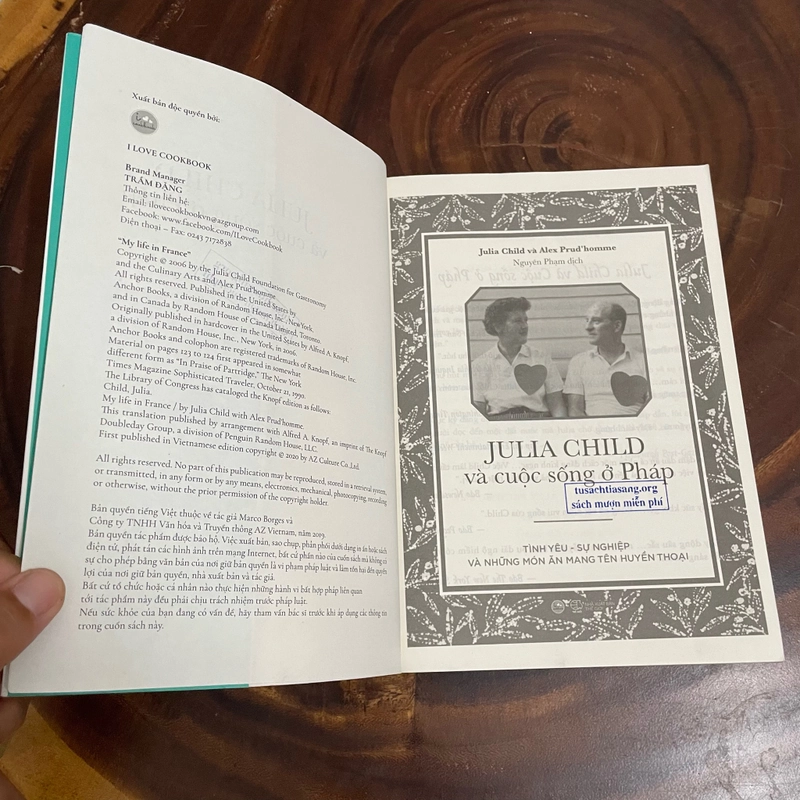 JULIA CHILD Và Cuộc Sống Ở Pháp _ Tình Yêu, Sự Nghiệp Và Những Món Ăn Mang Tên Huyền Thoại 446936