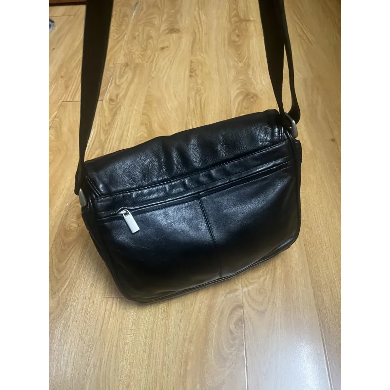 Túi nữ size 25*22*6 da thật 2hand 934438