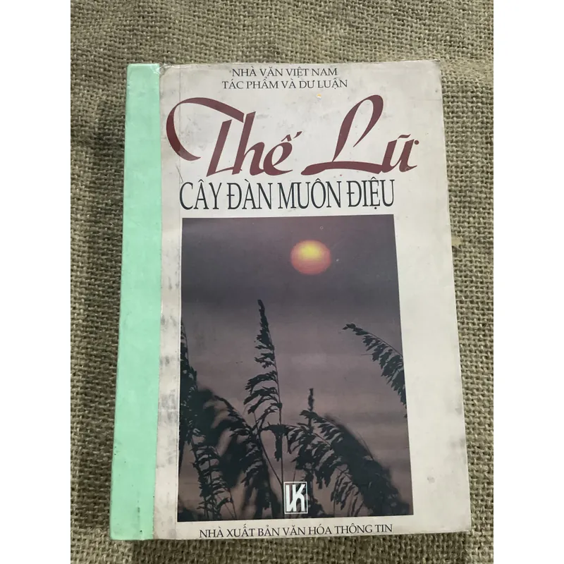 Thế Lữ : Cây đàn muôn điệu  714659