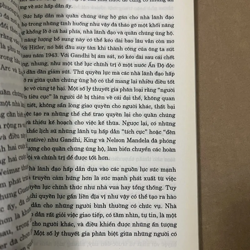 Quyền lực để lãnh đạo 1010381