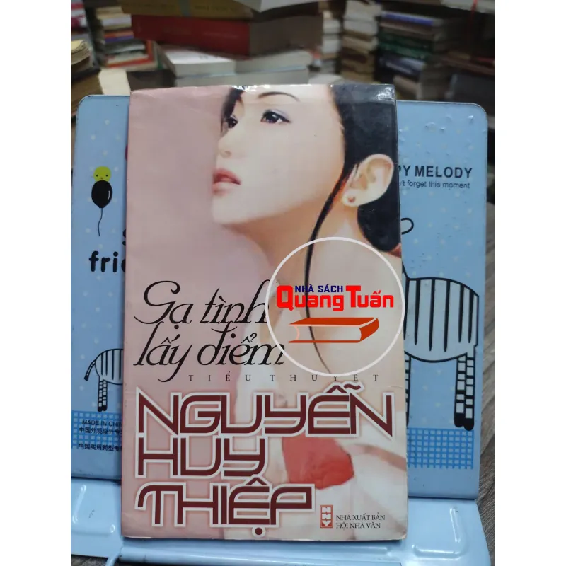 Sách: Gạ tình lấy điểm (A2) - Tác giả: Nguyễn Huy Thiệp 607459