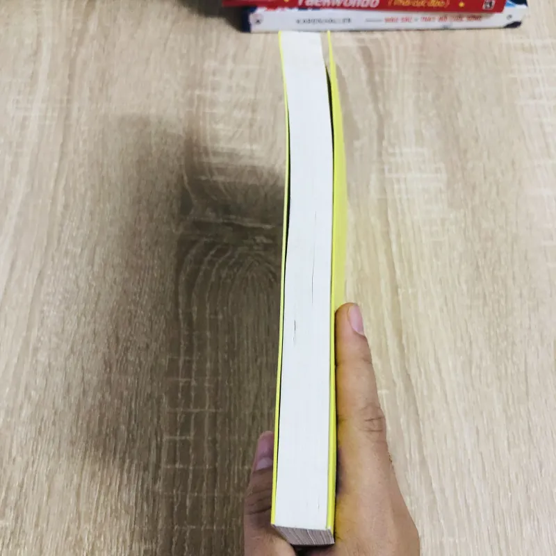 LUẬT HẤP DẪN  1004113