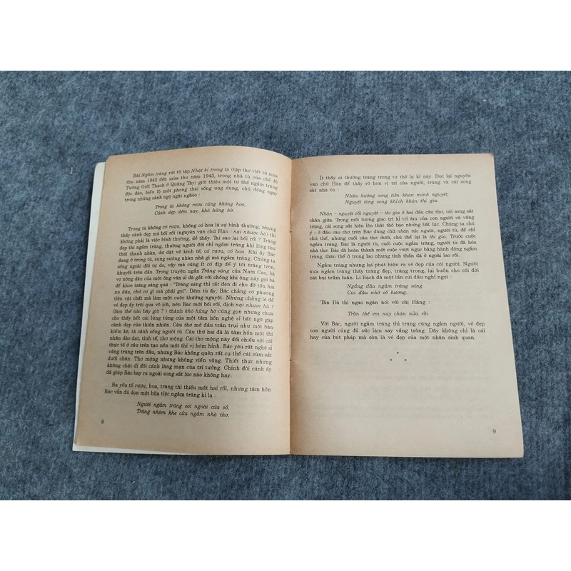 THƠ VỚI LỜI BÌNH - VŨ QUẦN PHƯƠNG 551785