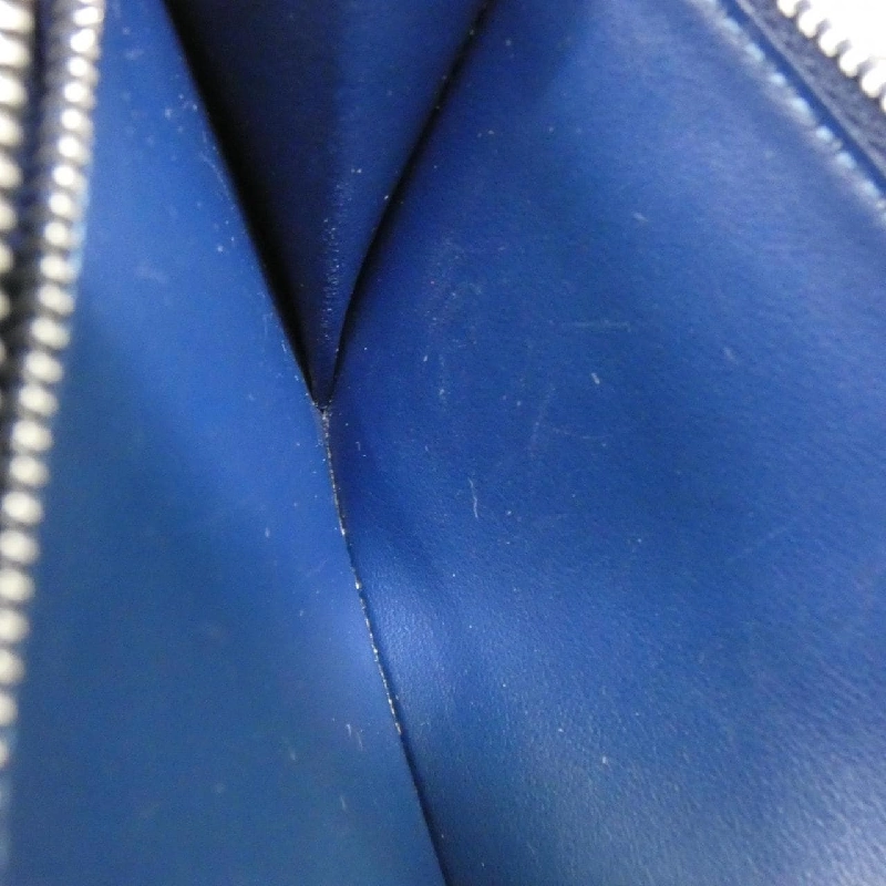 Ví Louis Vuitton Taiga Zippy Wallet Vertical M30510 621046