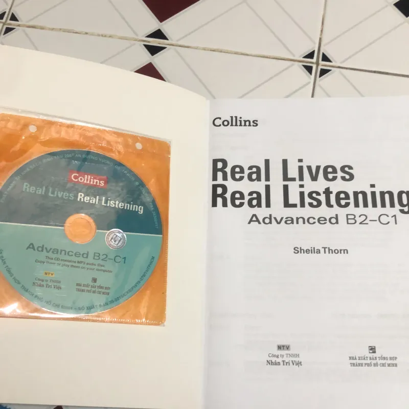 Real Lives Real Listening B2 - C1 908626