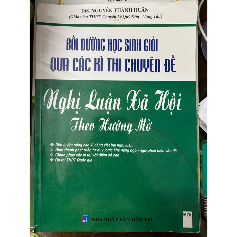 Sách bồi dưỡng nghị luận xã hội 493638