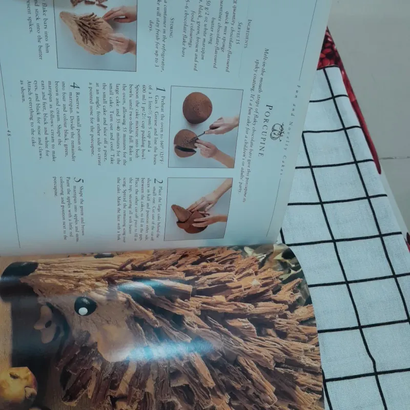 Sách ngoại tiếng Anh- Party Cakes- Làm bánh Tiệc. Tg. Martha Day 792181