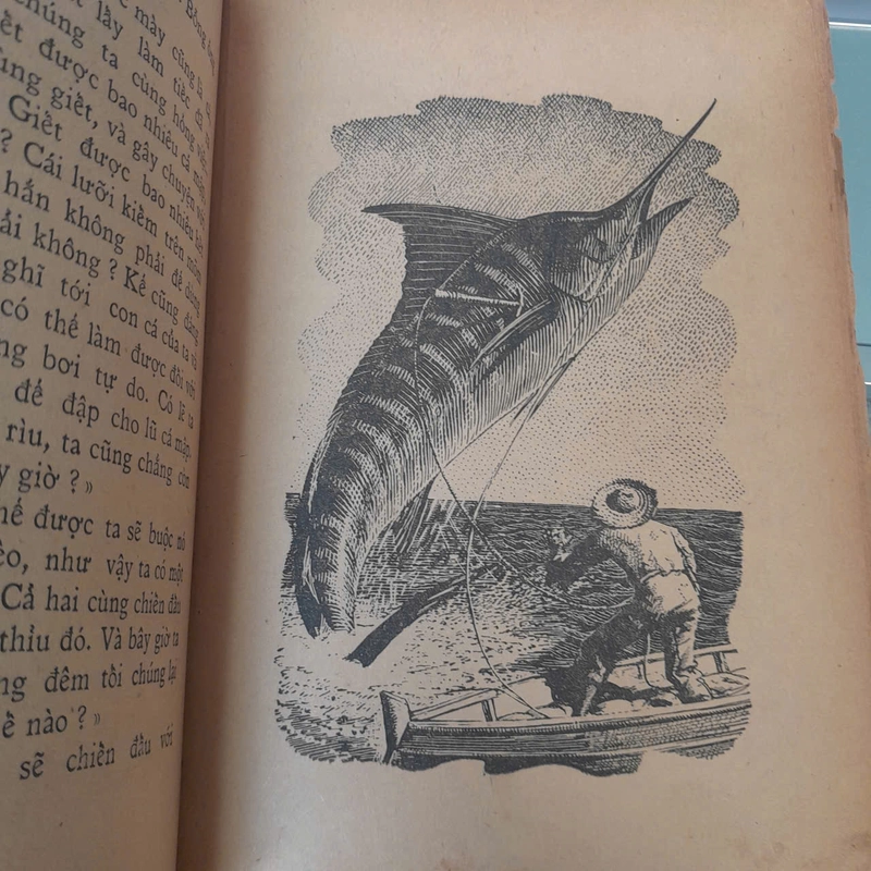 ÔNG GIÀ VÀ BIỂN CẢ - ERNEST HEMINGWAY 522954