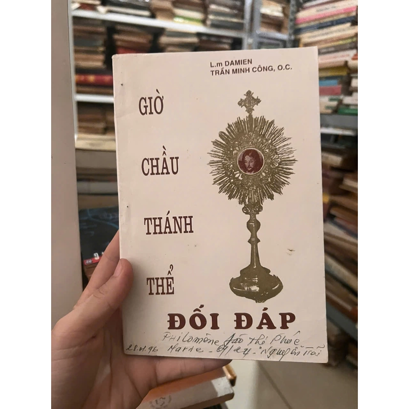 Giờ Chầu Thánh Thể 477363