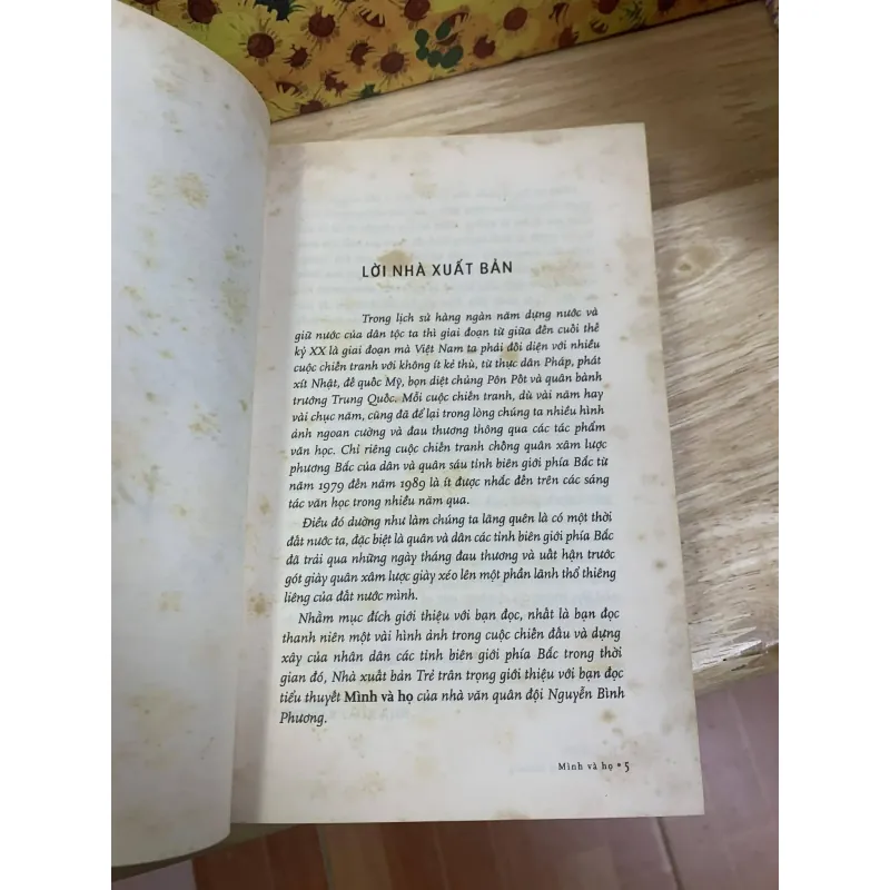 Mình Và Họ - Nguyễn Bình Phương 758677