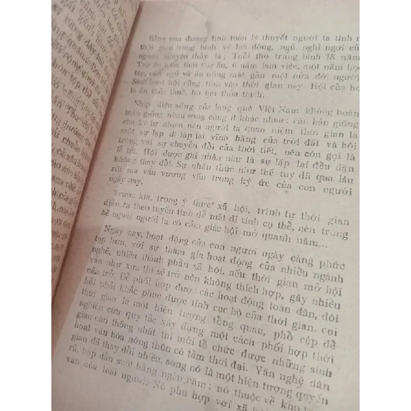 Lễ hội truyền thống và hiện đại - Thu Linh, Đặng Văn Lung 572834