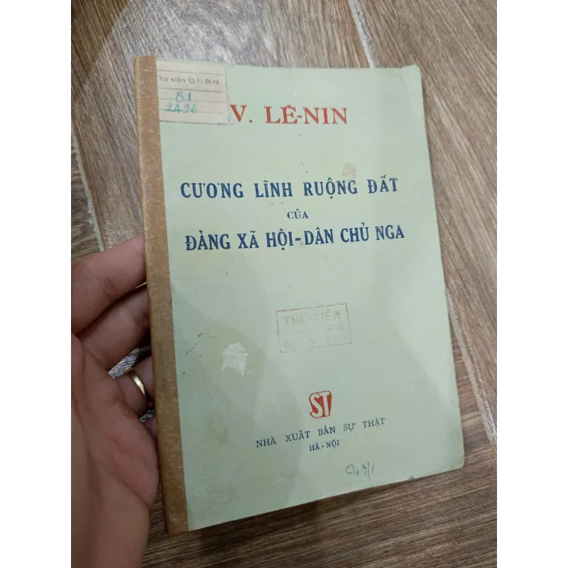 V.I.Lenin - Cương lĩnh ruộng đất của Đảng Xã hội - Dân chủ Nga 995283