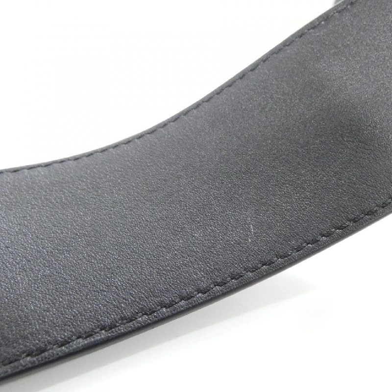 Túi xách bucket Pebble Loewe vừa 611815