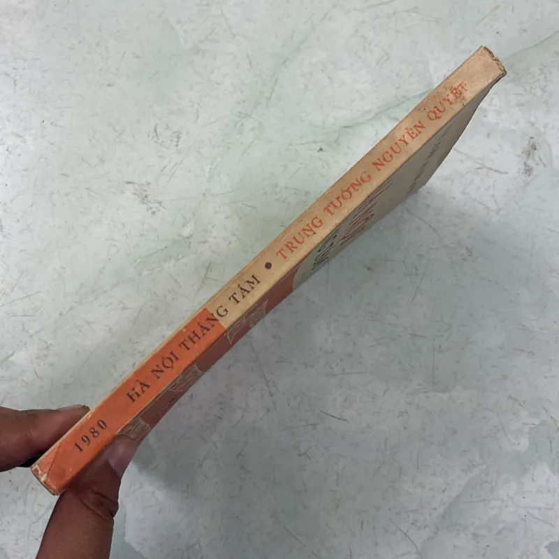 Hà Nội tháng tám - Trung tướng Nguyễn Quyết - 1980s 998278