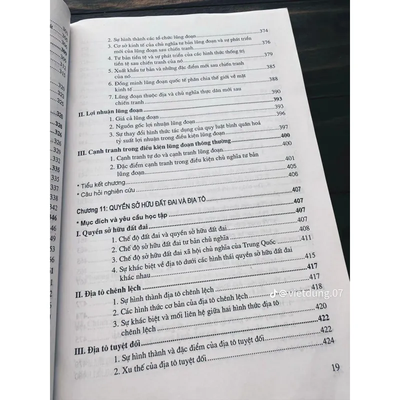 Sách kinh tế chính trị học hiện đại 758888