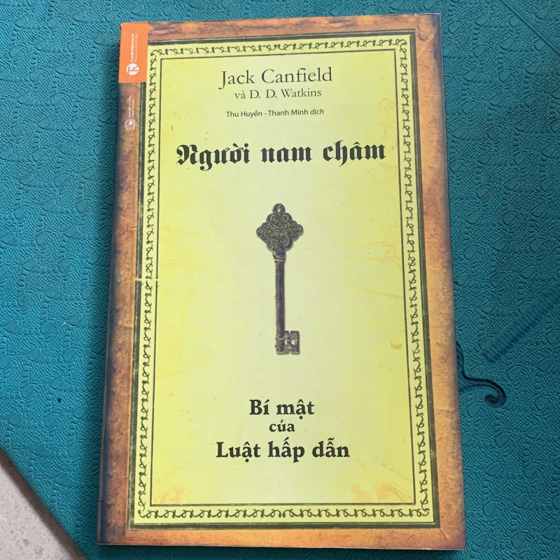 Người nam châm 1002253