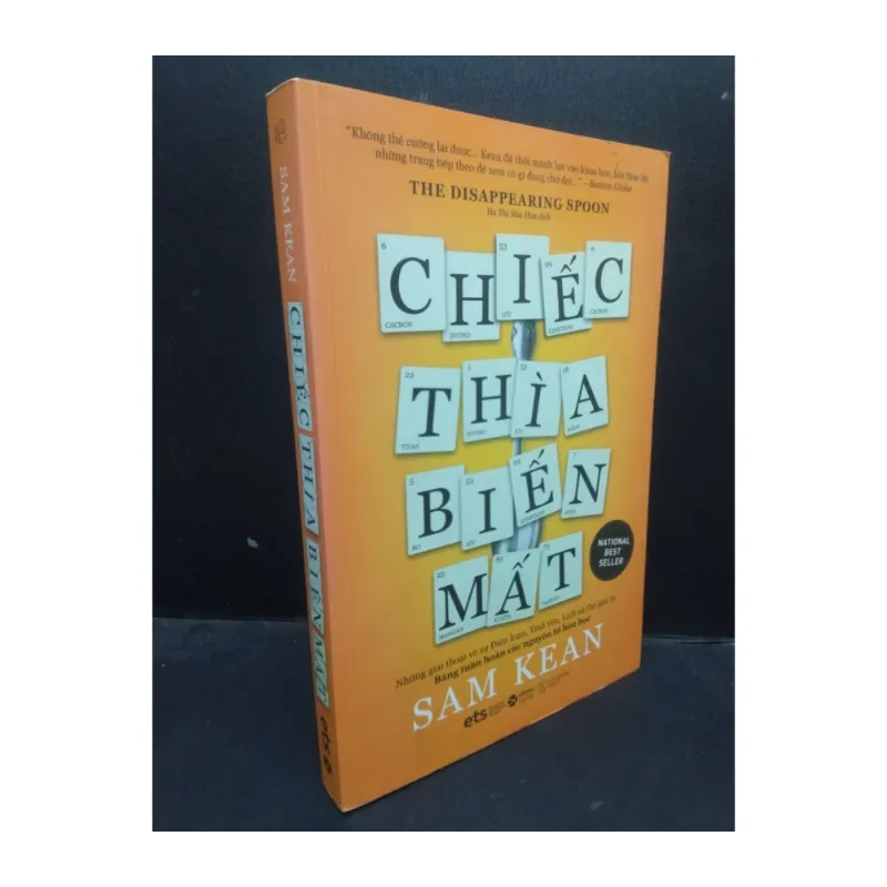 Chiếc thìa biến mất Sam Kean 2020 980417