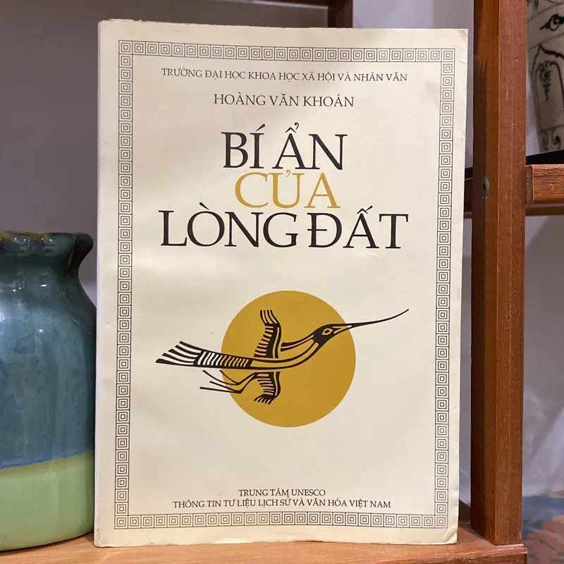 BÍ ẨN CỦA LÒNG ĐẤT (XB 1999) 599861