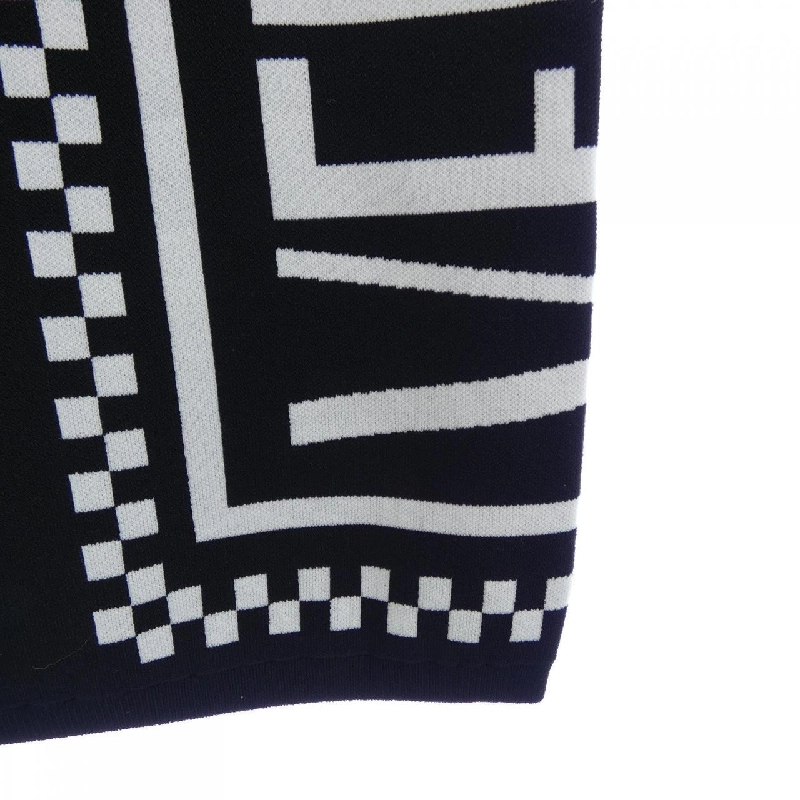 Váy VERSACE A83291 - Hàng hiệu Authentic 818356