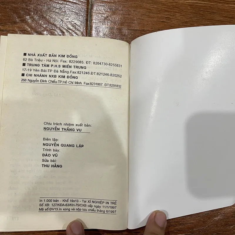 Vua Ba Vành  (8) 590485