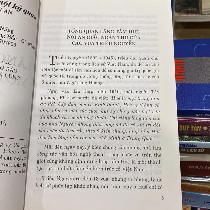 LĂNG TẨM HUẾ - MỘT KỲ QUAN 520881