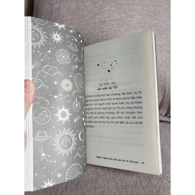 CHẠM - Hành trình cảm xúc của 12 chòm sao - Mới 80% 165265