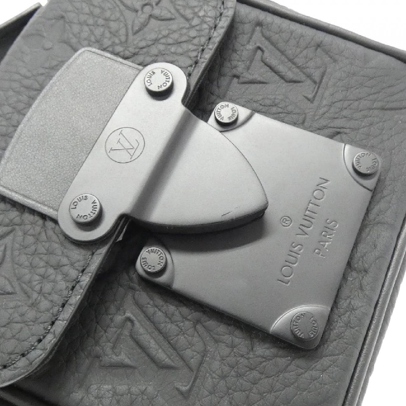 Túi xách vai Louis Vuitton Trianon Monogram Pico S Lock M83148 610796