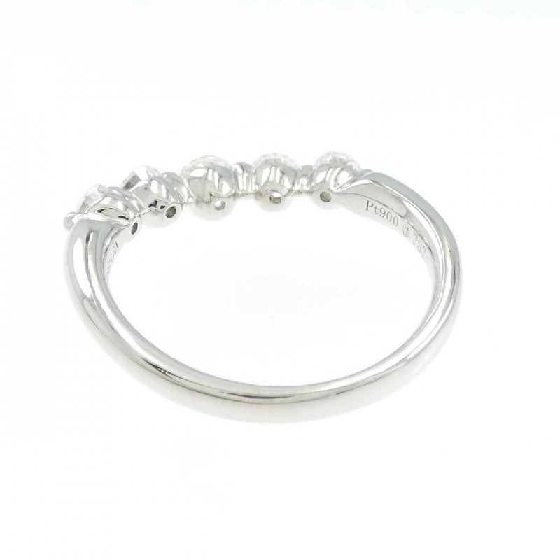 Nhẫn kim cương PT900 0.737CT 667337