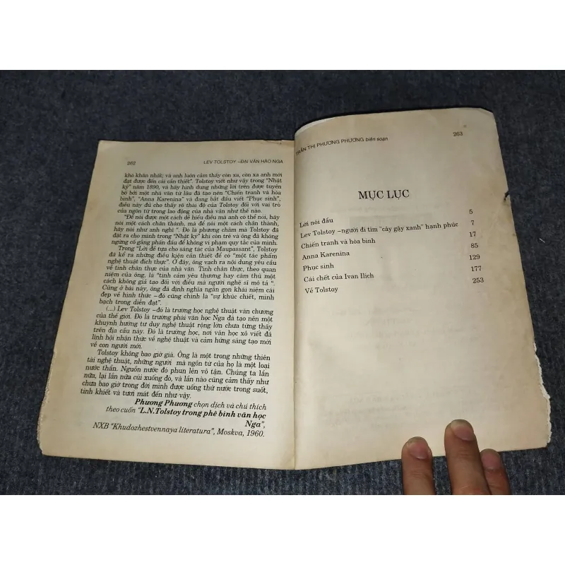 LEV TOLSTOY: ĐẠI VĂN HÀO NGA 957446