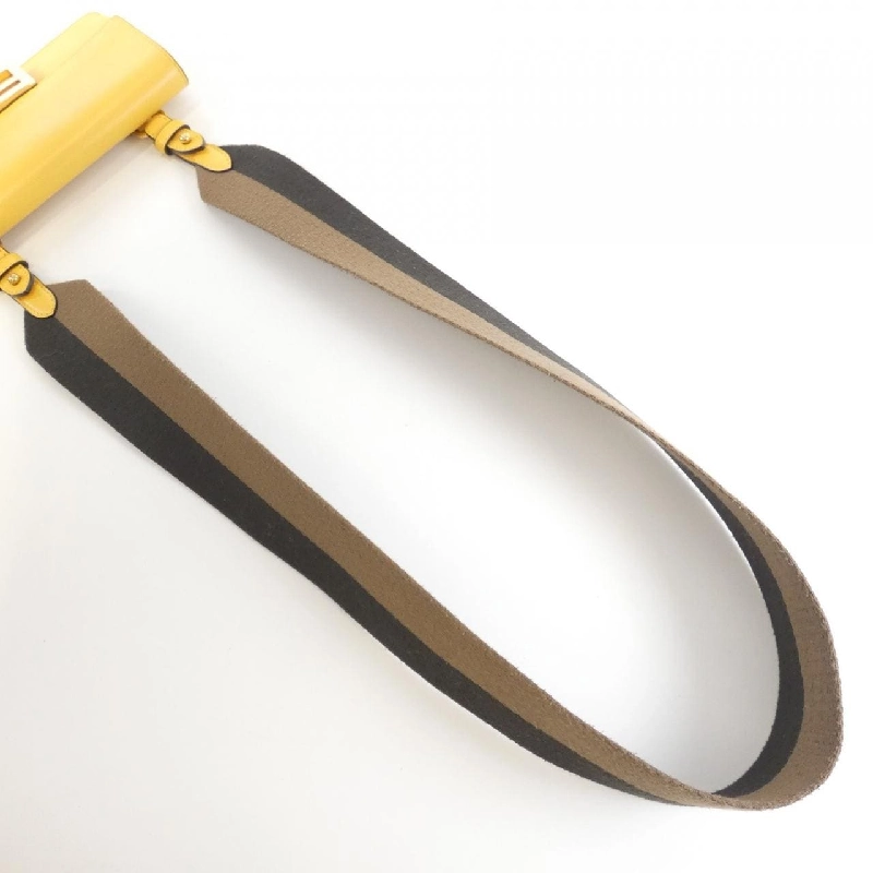 Túi đeo chéo Fendi Flat Baguette 8BS039 AAIW - Hàng hiệu Chính hãng 768317