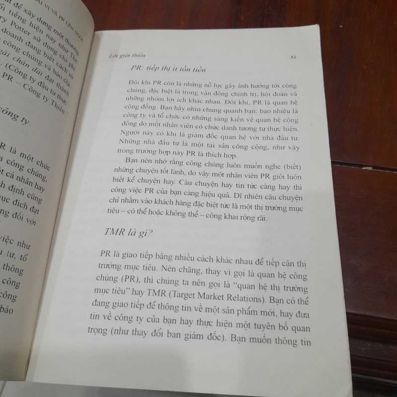 Al Ries & Laura Ries - QUẢNG CÁO thoái vị & PR lên ngôi 360877