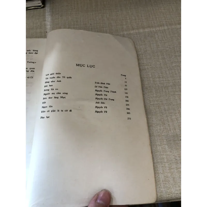 Truyện kỳ Cách Mạng Miền Nam 972136