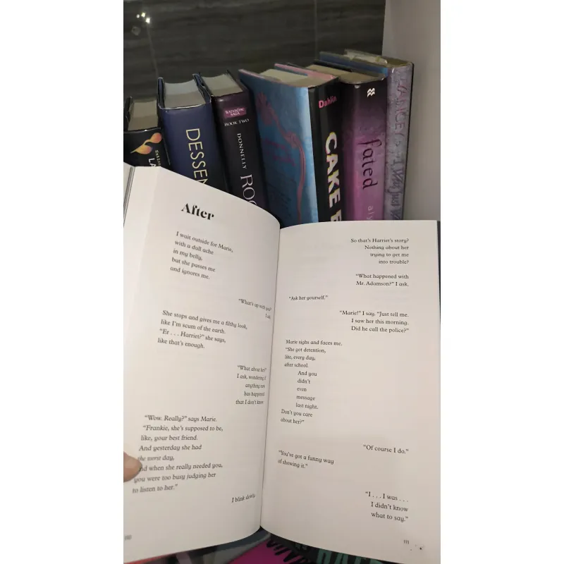 Blood Moon – Lucy Cuthew 797455