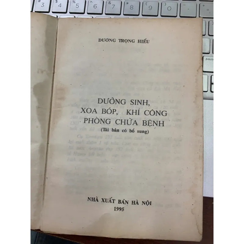 DƯỠNG SINH XOA BÓP KHÍ CÔNG CHỮA BỆNH - DƯƠNG TRỌNG HIẾU 753463