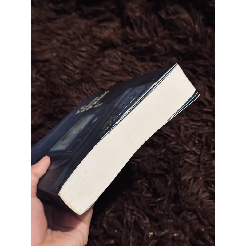 Kẻ nhìn trộm  1023810