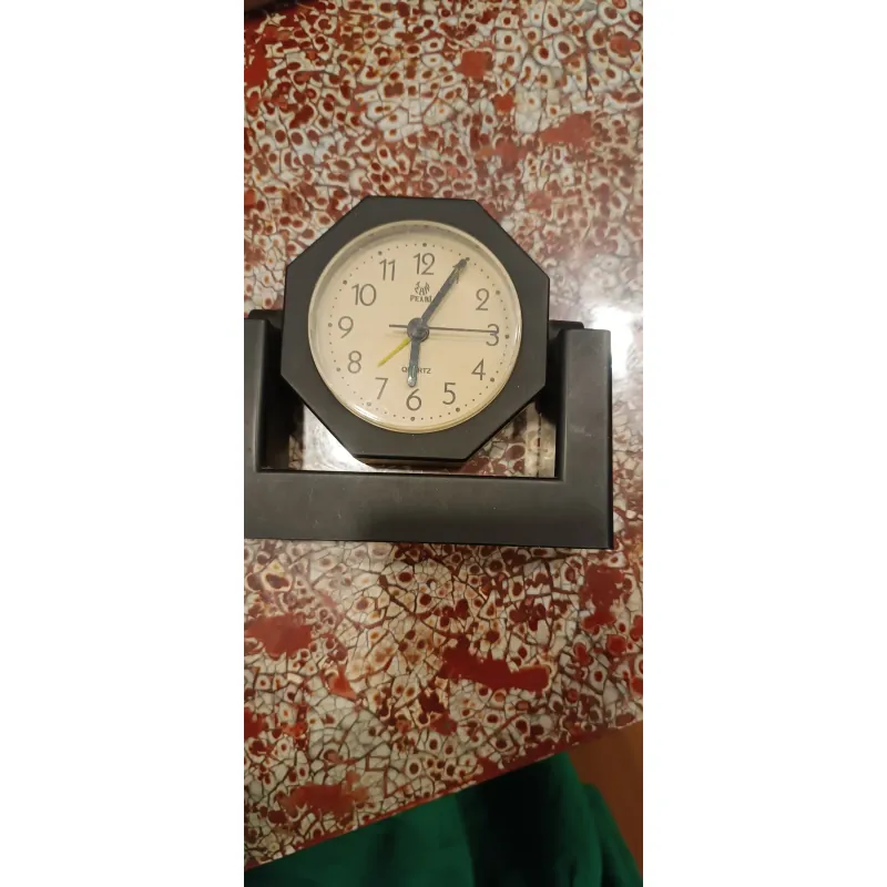 Đồng hồ để bàn 1030845