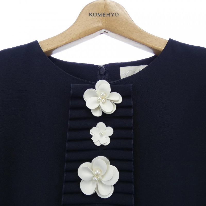 【Mã giảm giá】Chesty ワンピース 651917