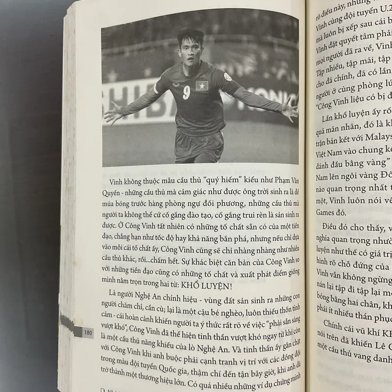 [BÓNG ĐÁ] Ơ kìa, làng bóng trong mắt tôi - nhà báo Phan Đăng 708886